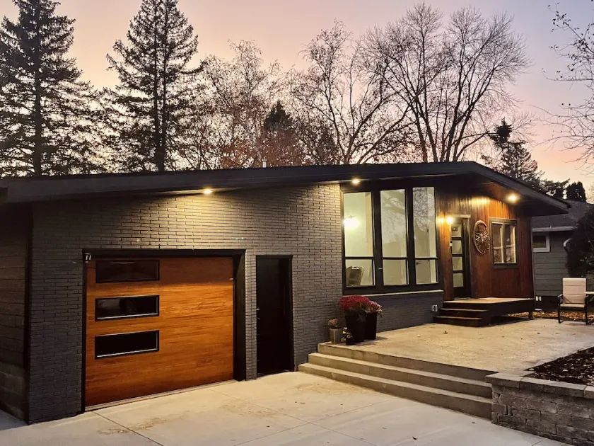 Modern style, 1 block from Lake Pepin - Image 1