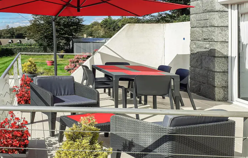 Stunning Home In Saint-Carreuc With Wifi - Image 1