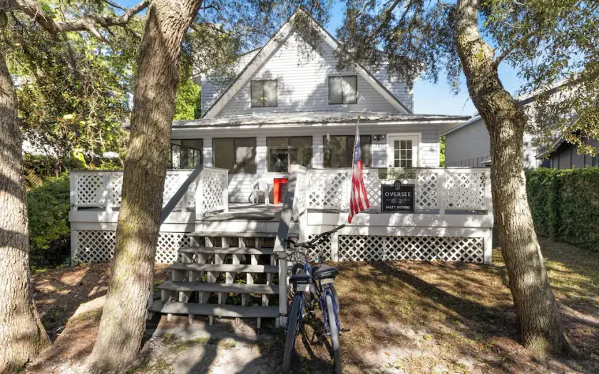 Hermanas saladas: especiales de vacaciones, se admiten perros, 2 bicicletas, grandes porches - Image 1