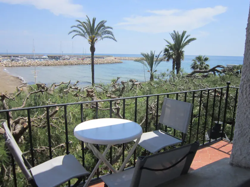 ROC SANT GAIETA waterfront near Port aventura - Image 1