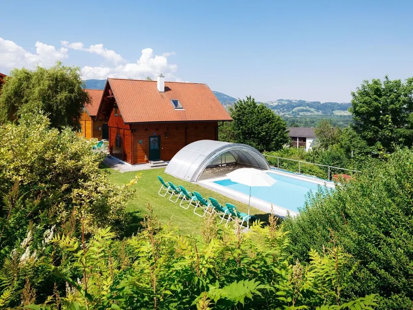 Angenehme Wohnung in einem Ferienhaus mit  W-LAN, Pool, TV, Terrasse und Haustiere erlaubt - Image 1
