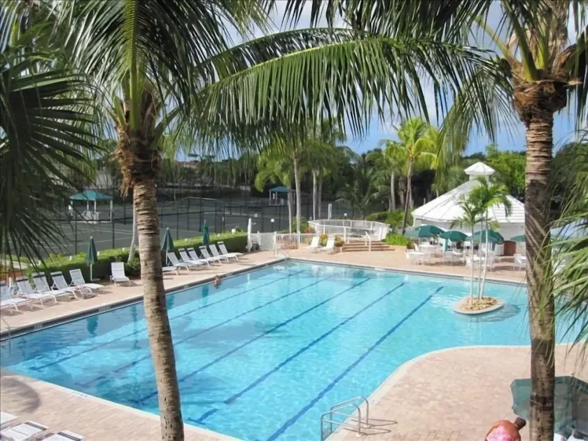 Magnifique condo au paradis, Sterling Oaks, North Naples - Image 1