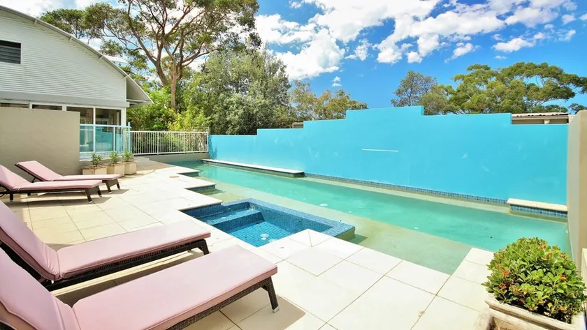 Beachdaze at Hyams Beach - Image 1