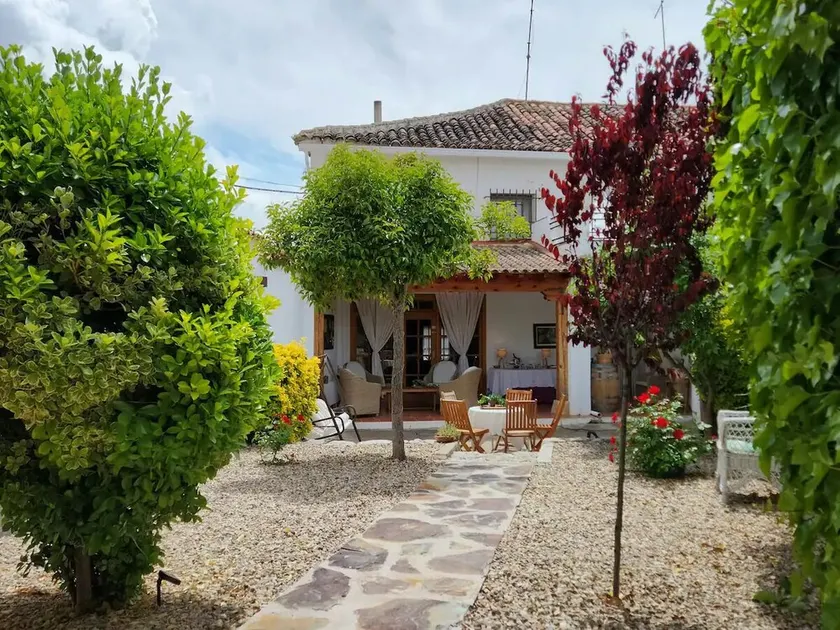 Lodging in Morata de Tajuña, La Casa de La Plazuela - Image 1