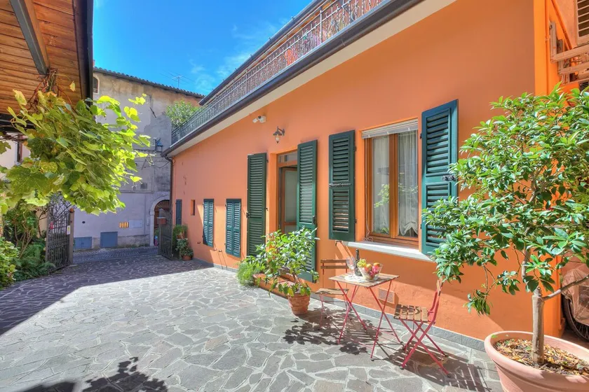 Vicky Loft Gardone-relax & Vittoriale - Happy Rentals - Image 1