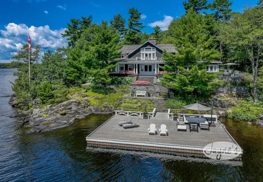 Île privée du lac Muskoka! 13 chambres! 6 plages! Gym! Court de tennis! - Image 1
