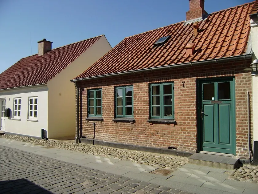 60 m2 lovely city house near the harbour. Close to Jesperhus Feriepark. Wi-fi. - Image 1