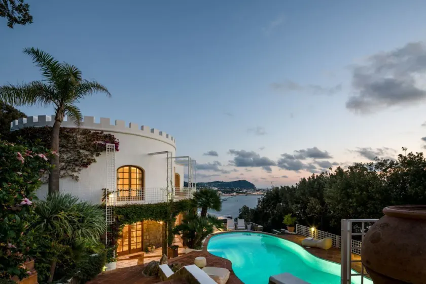 Torre dell'Aquila: Entfernen Sie einfach die schönste Villa auf Ischia - Image 1