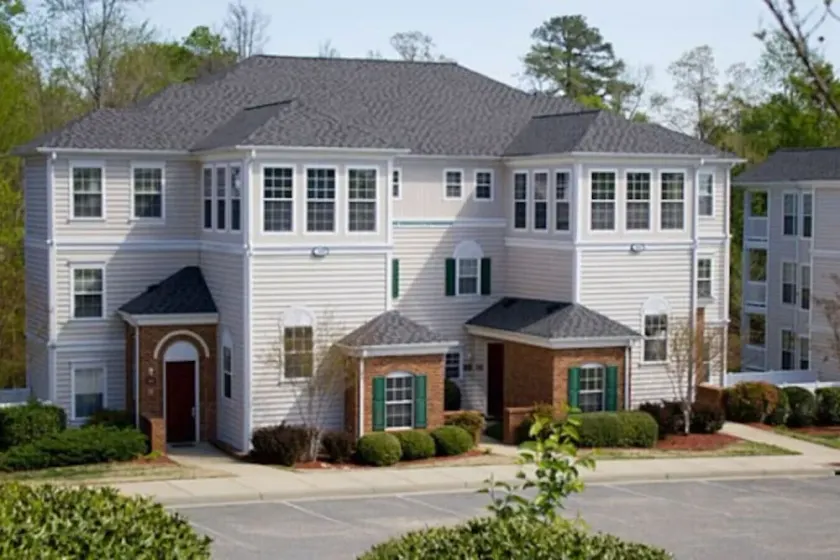Greensprings 4 bedroom · Spacious, 4 Bedroom Family Suite in Williamsburg! - Image 1