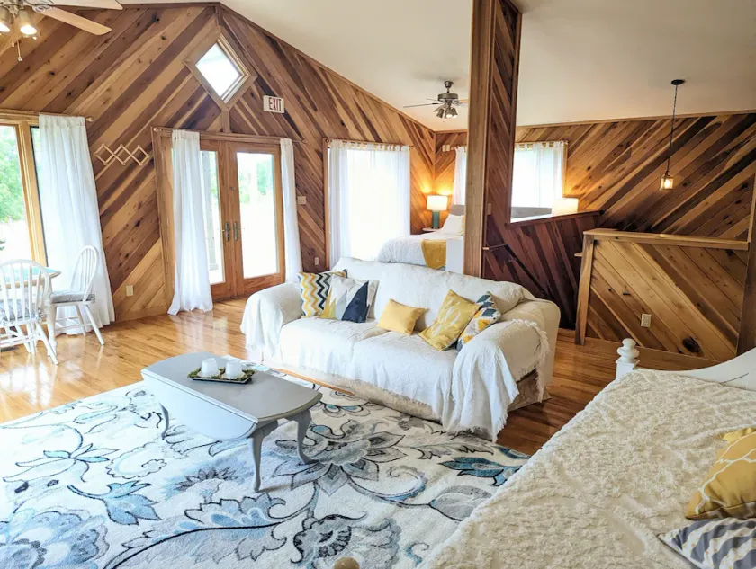 A Romantic Getaway on the Bourbon Trail - Image 1