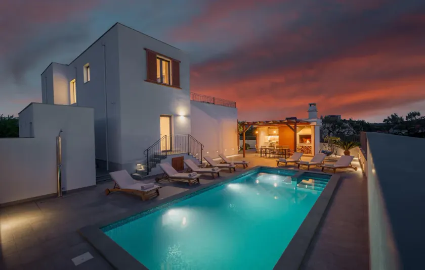 Beautiful Home In Plano - Image 1
