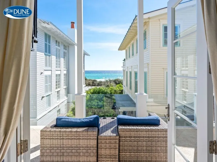 Gulf Views Steps To Seaside Town Center Bella Vita - Newly Remodeled! 4 Bedroom Home by RedAwning - Image 1