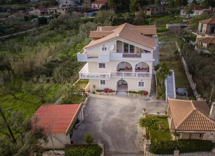 Mitros Apartment - Image 1
