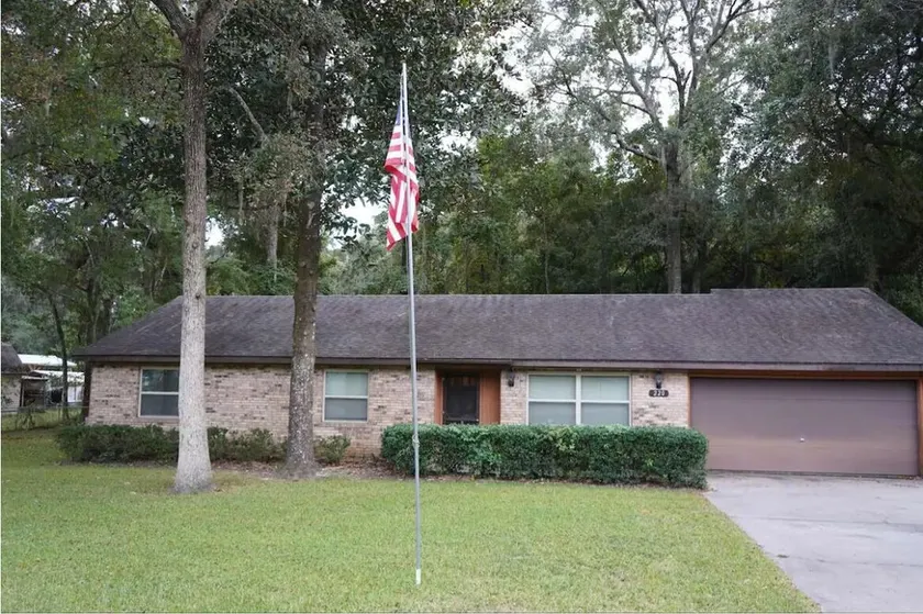 Cozy, Peaceful and Quiet Deerwood Cottage - Image 1
