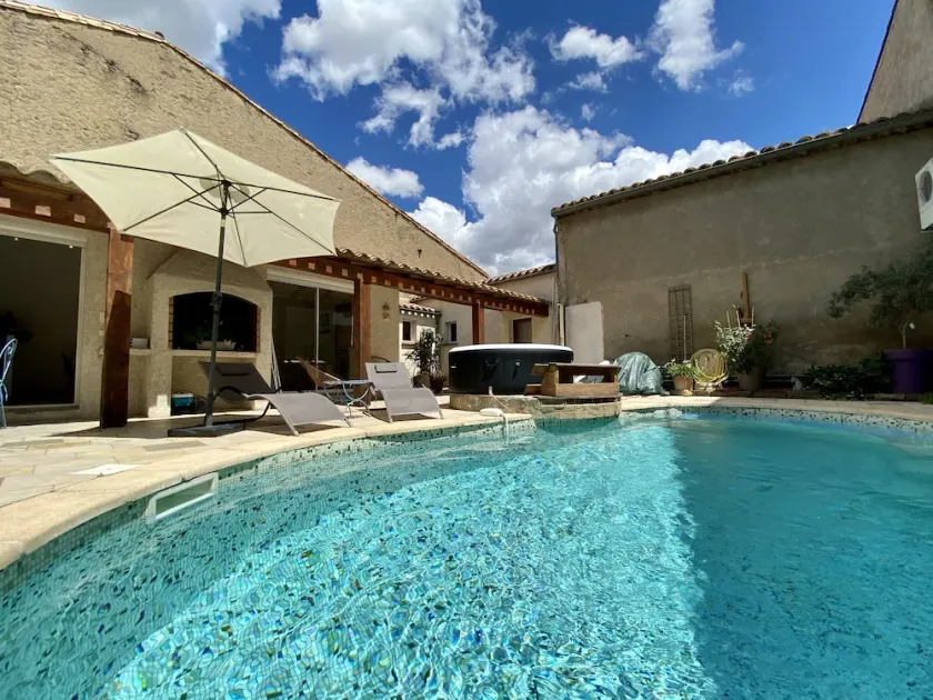 Private house with pool and spa 20ms from the city of Carcassonne Occitanie - Image 1
