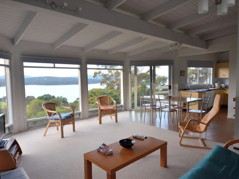 60 Karbeethong Avenue - Image 1