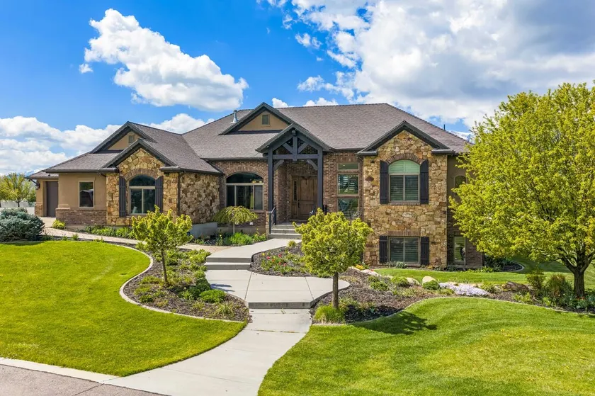 8-Bedroom Mountain Estate Near Snowbasin Ski Resort - Image 1