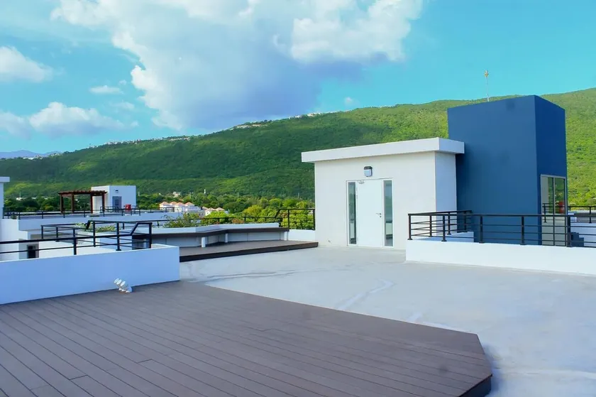 Luxury suites 2 - Image 1