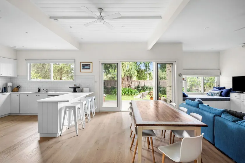 Maison Seaview Beach Barwon Heads - Image 1