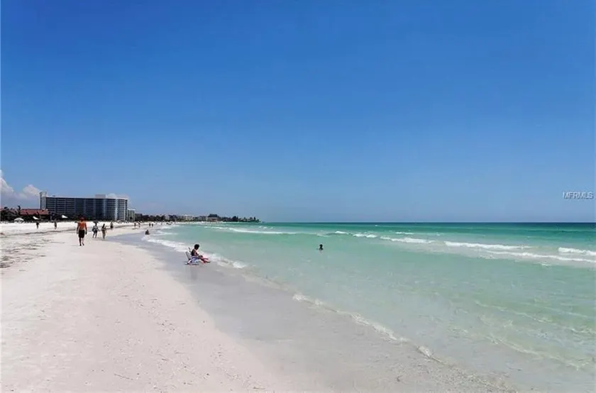 Heaven of Siesta Key, one step to #1 beach in Sarasota - Image 1