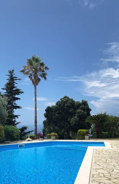 Fremragende panoramavilla i San Lucido, Calabria - Image 1