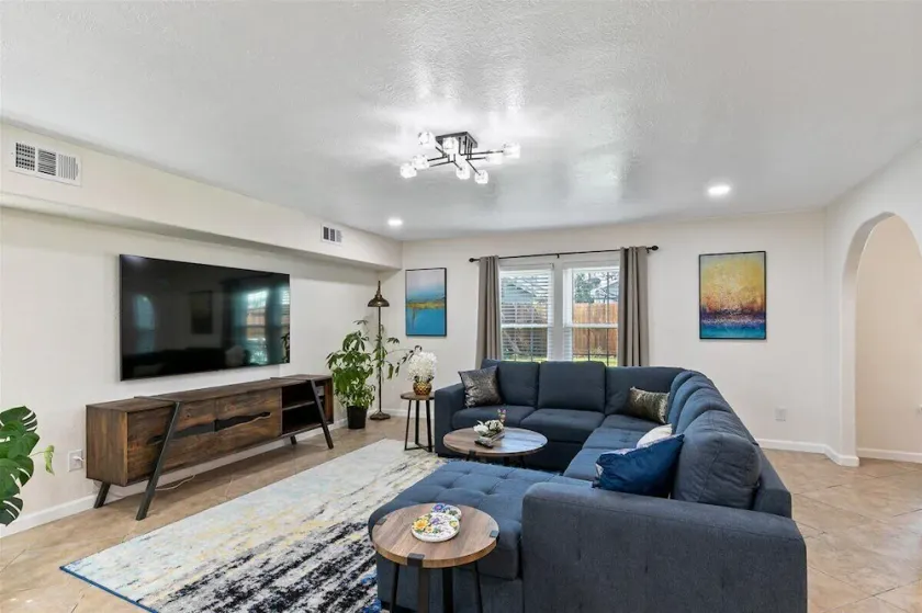 Bring the Crew! 4BR Luxe Pad, Backyard Magic & City at Your Door - Image 1