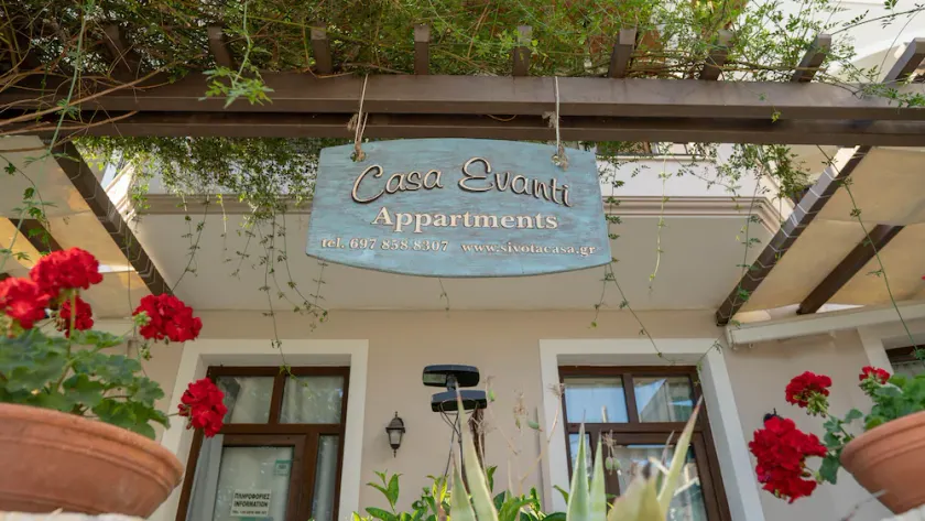 Bienvenue dans les appartements Casa Evanti au magnifique port de Sivota. - Image 1