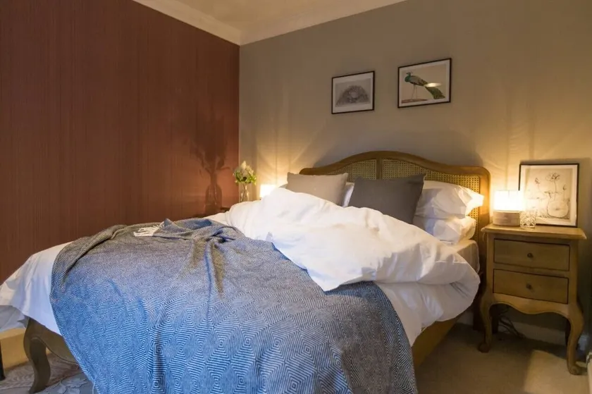 The Bath Apartments -Willoughby - The Spacious Georgian Apartment in Center of Bath! - Image 1