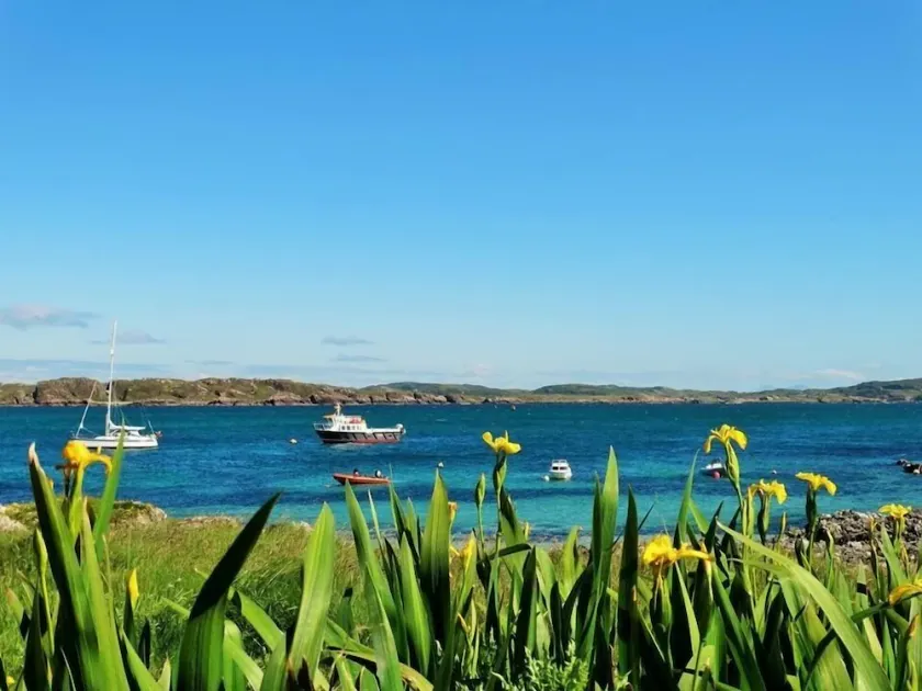 Cottage-IsleofMull-StunningViews-WiFi-Parking - Image 1
