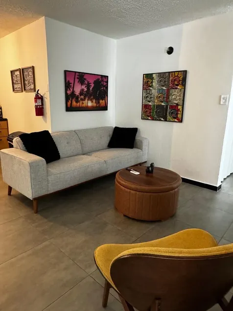 Centrally Located Apt +Solar Energy+ 6 Persons - Image 1