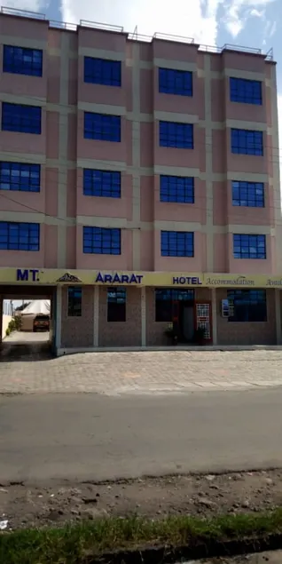 MT Ararat Hotel - Image 1