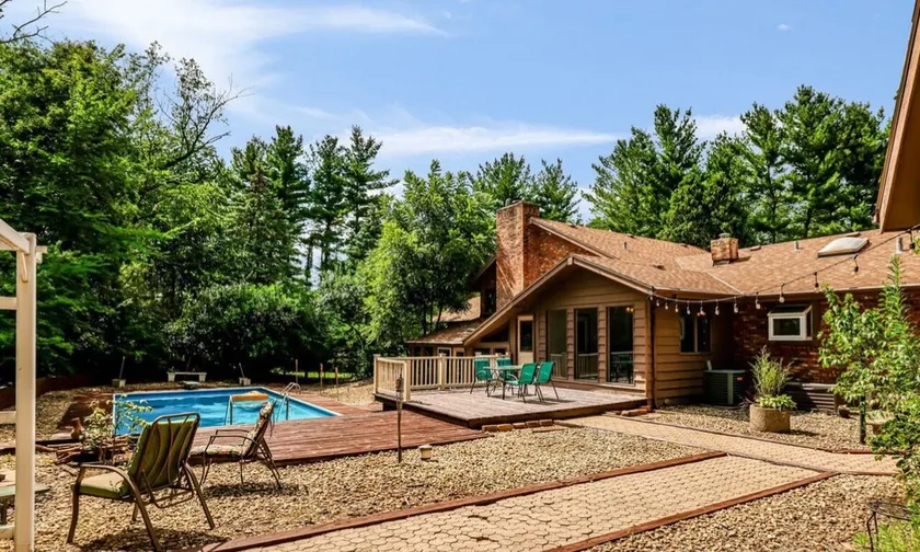 You Favorite Vacation Spot in New Lenox - Image 1
