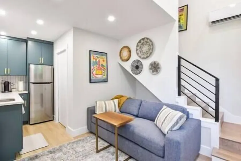 Tiny House-Sleeps 4-Kitchen-Washer/Dryer-Patio - Image 1