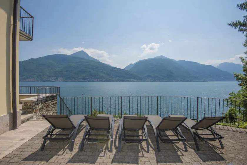 Villa exceptionnelle au bord du lac de Côme ! - Image 1