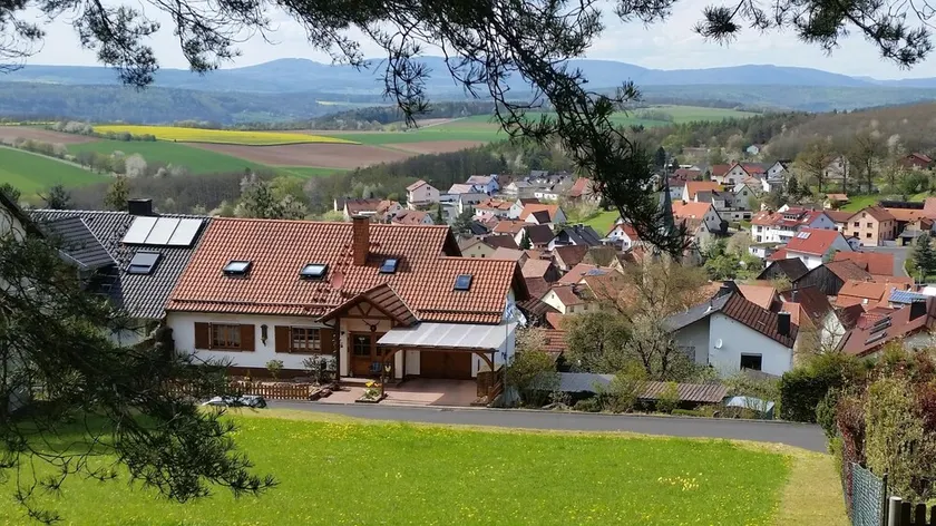 3 Zi-Fewo in der Rhön / Nähe Bad Kissingen. Ruhige Lage!  Viel Natur! - Image 1