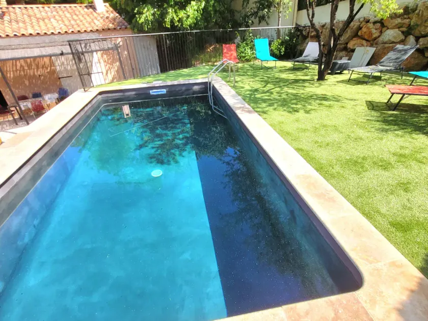 villa de plain pied avec piscine privée plein sud - Image 1