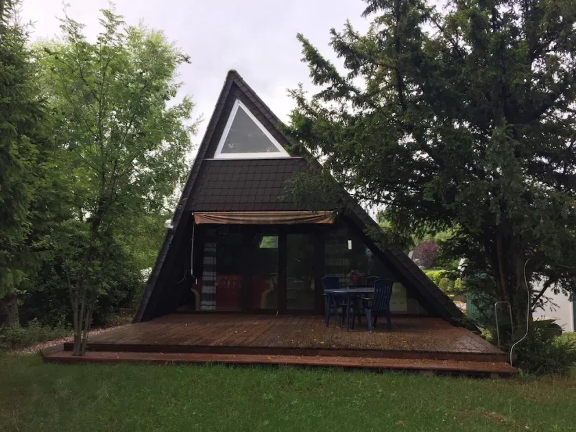 Cottage adatto ai bambini con posizione sulla foresta - Image 1