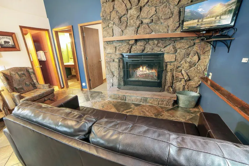 Timber Creek Chalets- 7 cabin - Image 1