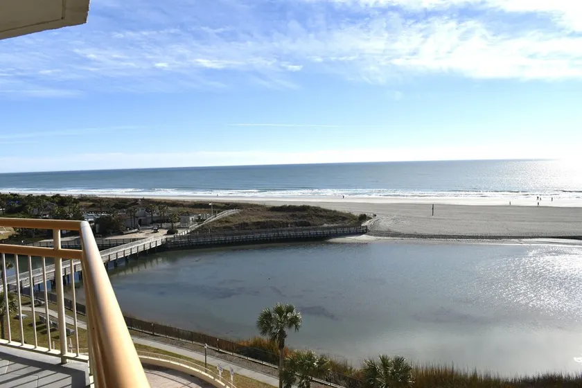 Southern View- All New! Modern & Stylish-Your Paradise Awaits! + Locker! - Image 1