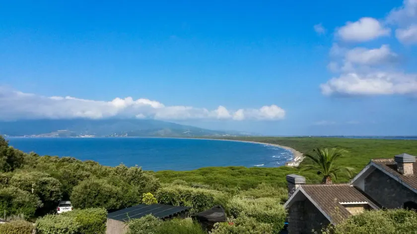 Toller Meerblick, kurzer Spaziergang zum Strand, privater Pool, Familienvilla - Image 1
