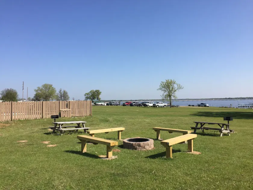 Lake Fork Resort - Image 1