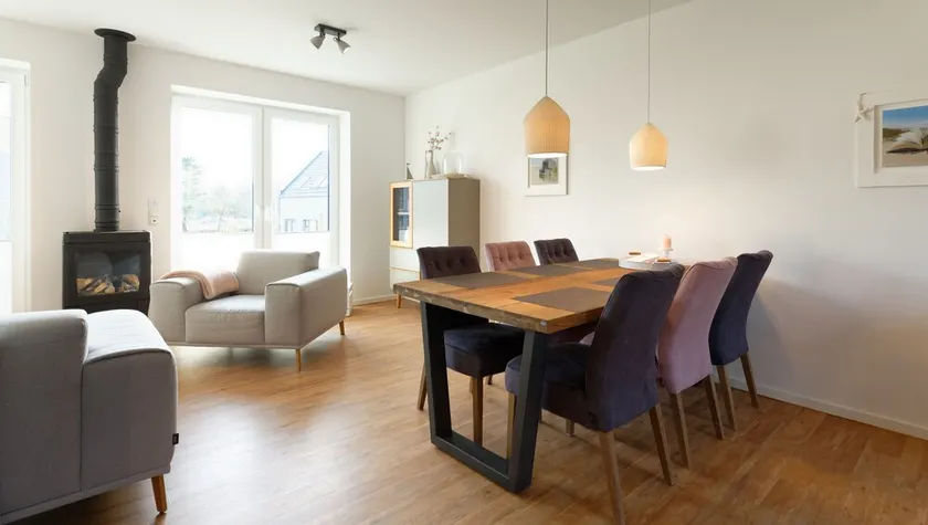 NYT: Børnevenlig \"Traumstuuv\", cykler & vogne, 300m til stranden - Image 1