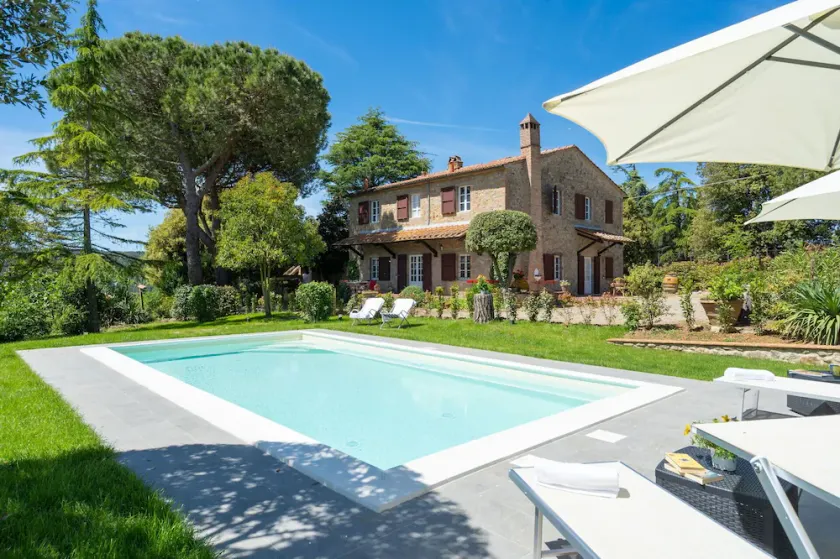 Privat Feriebolig med WIFI, privat pool, klimaanlæg, TV, panorama udsigt, nær ved San Gimignano - Image 1