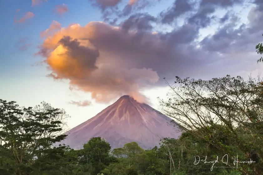 Studio Apartment. Volcano view from terrace. - Image 1