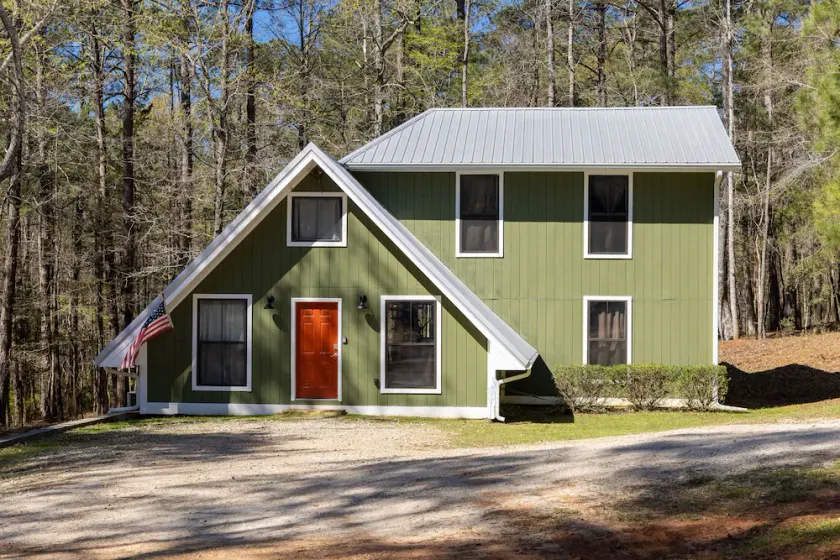 Awesome Lakefront House on West Point Lake in LaGrange, Ga - Image 1