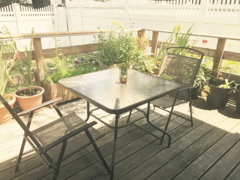 Sunny, Contemporary 1 Bedroom Apartment With Large Patio - Image 1