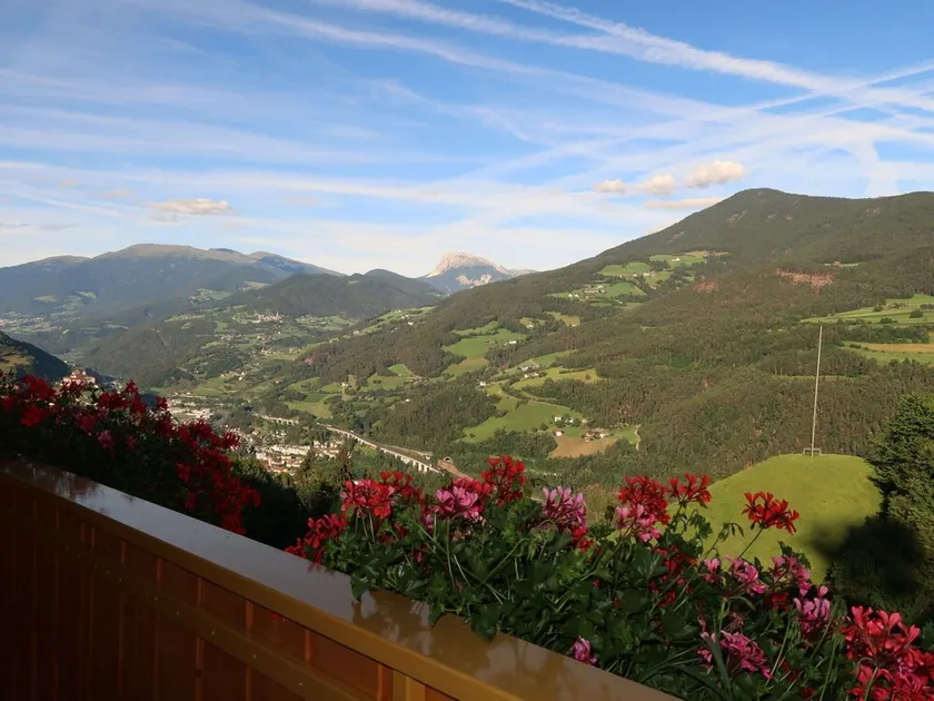 Lovely apartment for 4 people with pool, WIFI, TV, balcony and pets allowed - Image 1