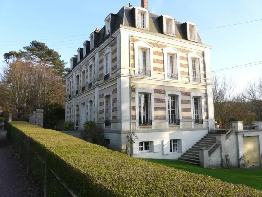 APPARTEMENT VUE VILLAGE ET MER parking gratuit - Image 1
