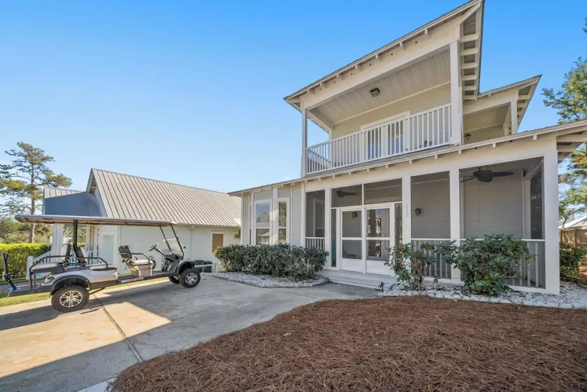 Upgraded 30A Retreat | Golf Cart, Bikes & Pool | Beach Nearby | Book Now!! - Image 1