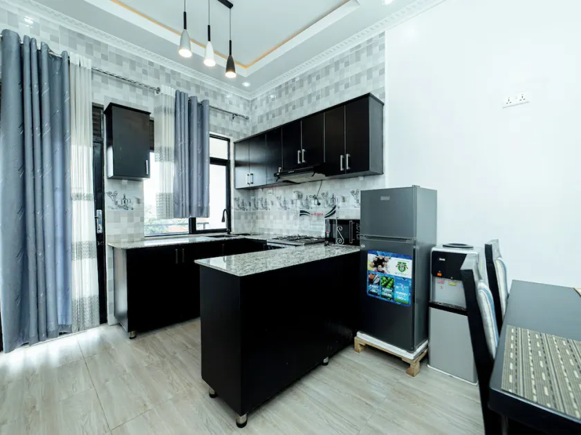 Apartment - Sleeps 4 - Parking - Balcony - Image 1